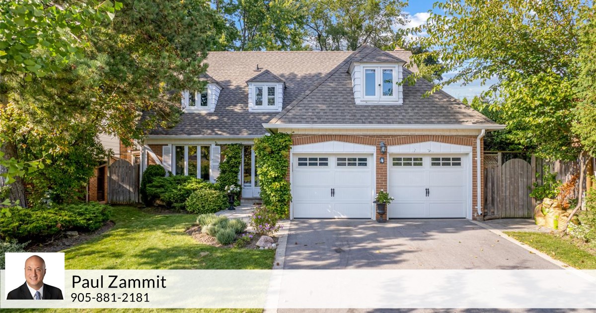 4 Bucks Green Rd, Thornhill, ON L3T 4G2