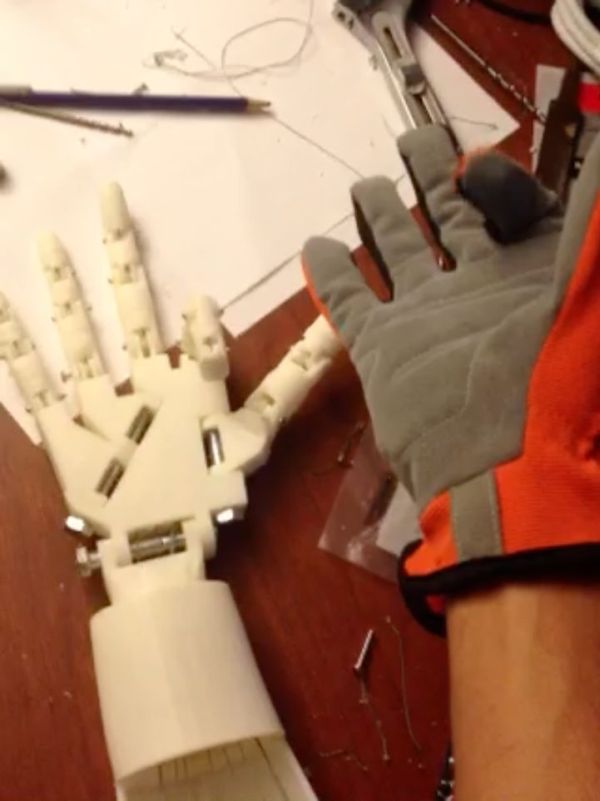 DIY Robotic Hand Controlled by a Glove and Arduino Use Arduino for