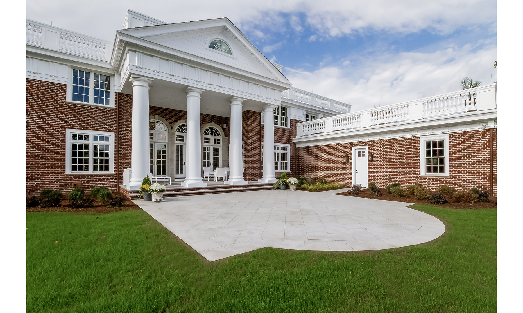 MonticelloSomers Home DuJour