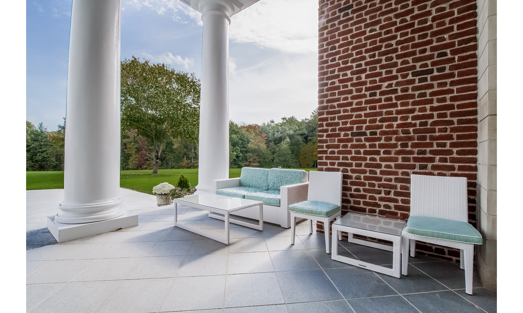 MonticelloSomers Home DuJour