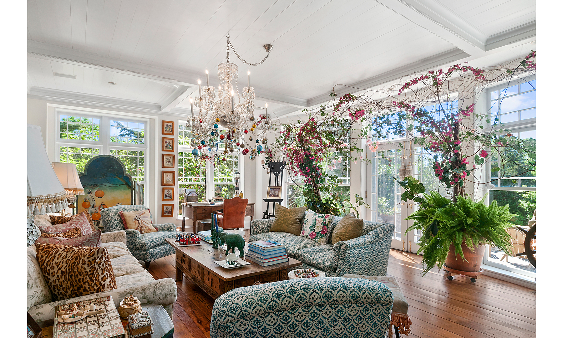 Tower Hill Estate Pictures DuJour