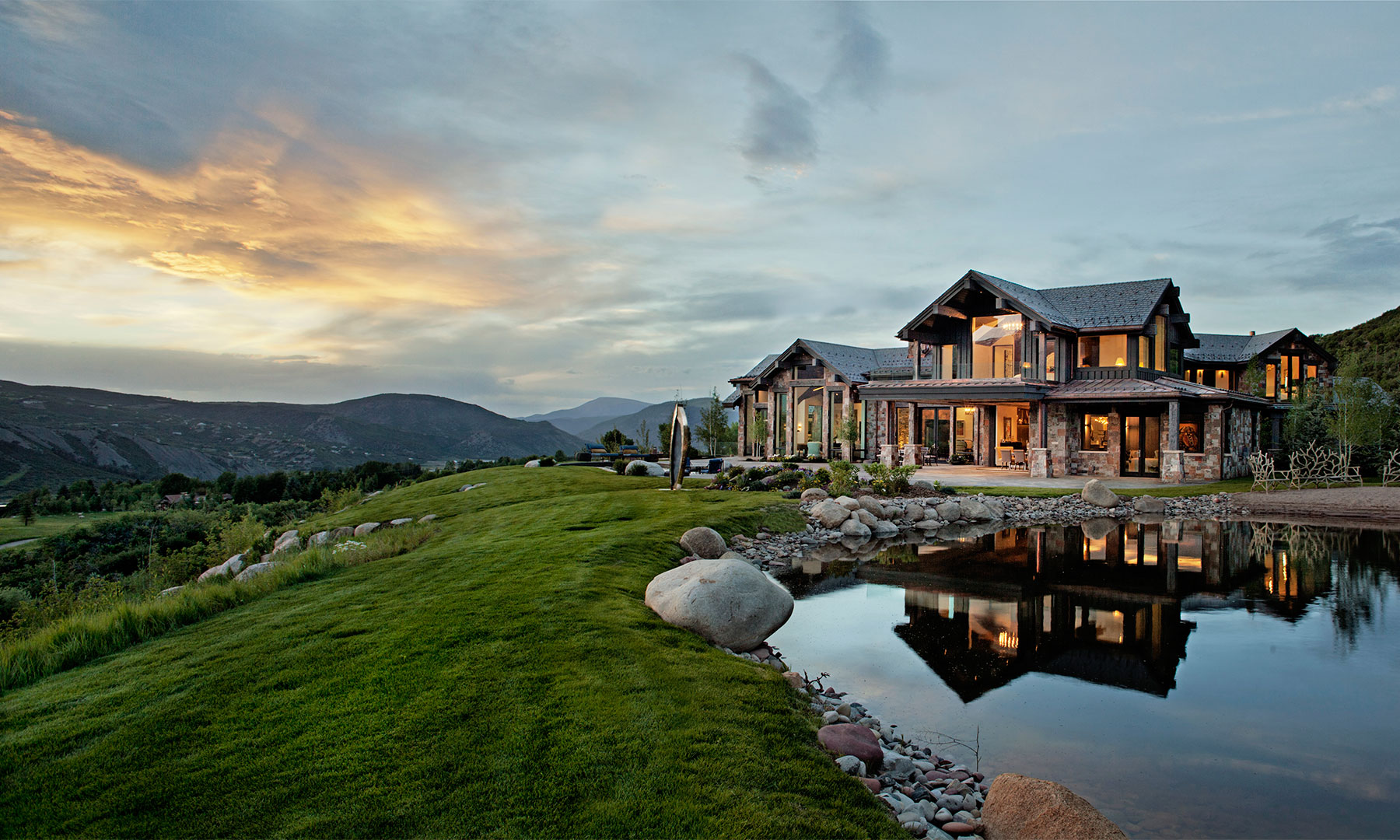 Tour an Aspen Home with Beautiful Views DuJour