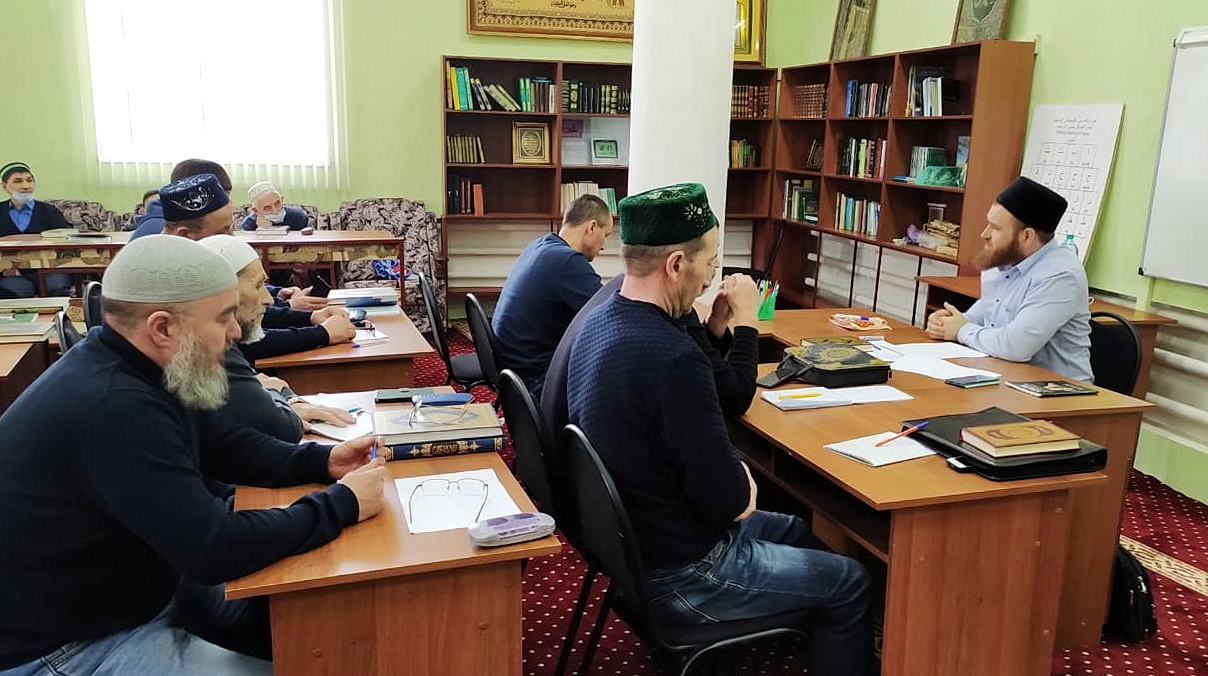 В г.Марксе прошли курсы повышения квалификации для имамов ДУМСО