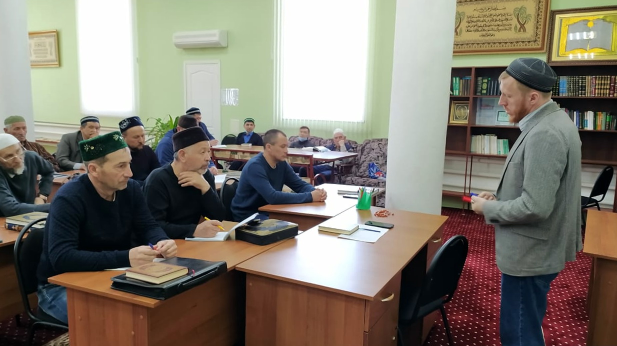 В г.Марксе прошли курсы повышения квалификации для имамов ДУМСО