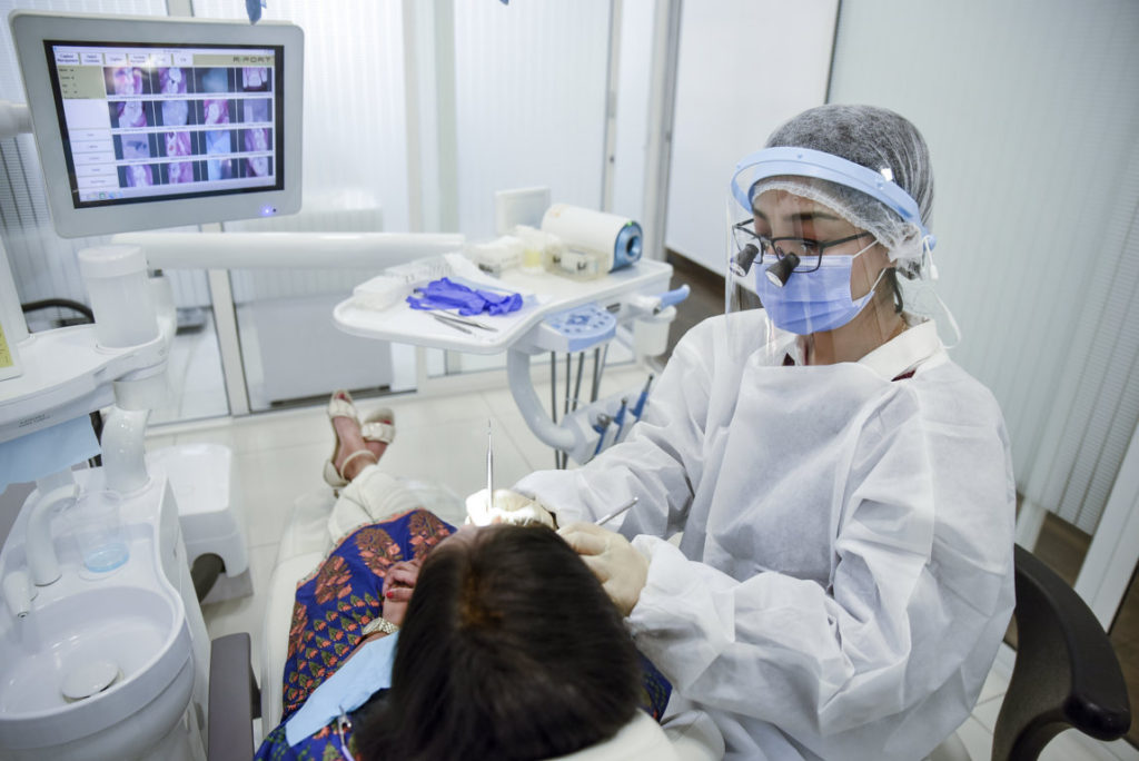 LASER TEETH WHITENING TREATMENT Best Dentist in Karachi Durrani’s