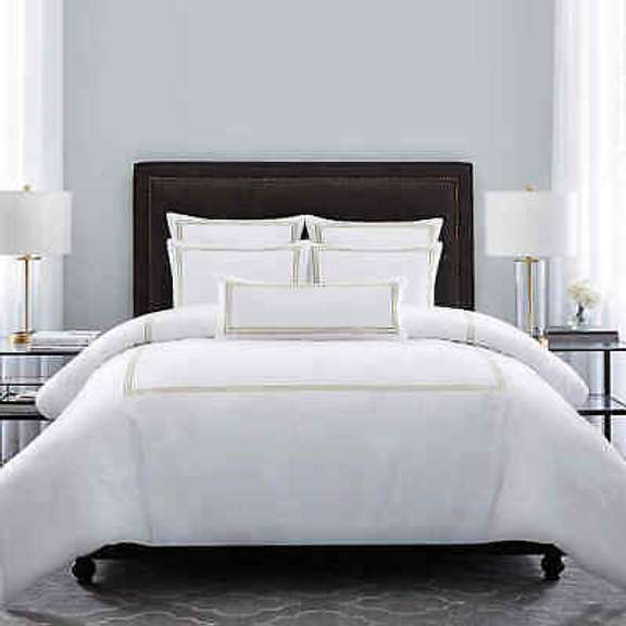 Wamsutta Triple Baratta Stitch Bed Comforter Set, King, Comforter 110