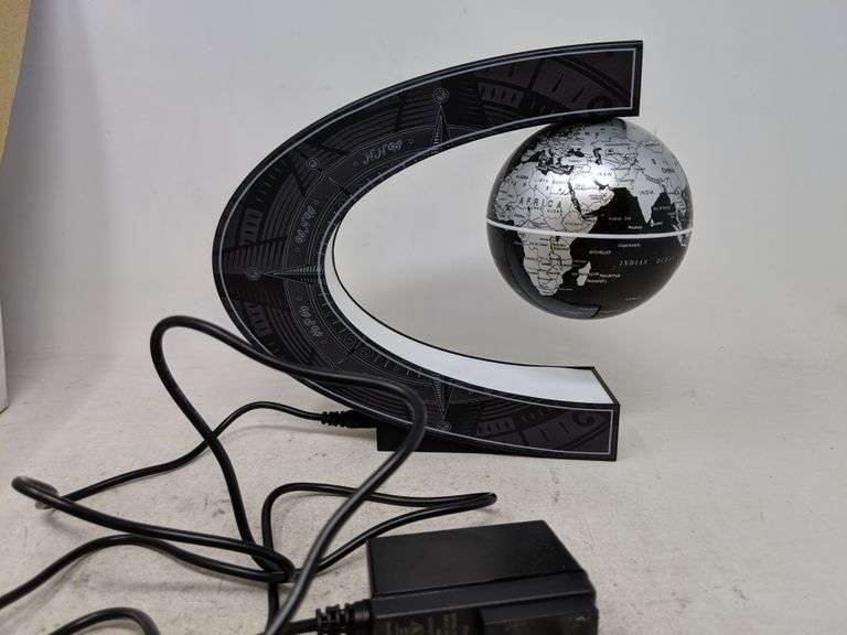 The Bradford Exchange Levitating Globe Dutch Goat