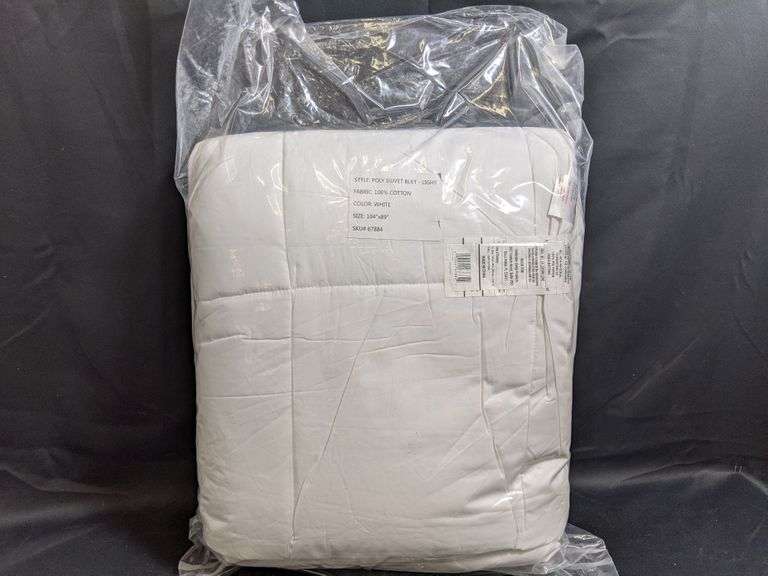 IHG Poly Durvet Blanket Light Weighted White (104" x 89") Dutch Goat