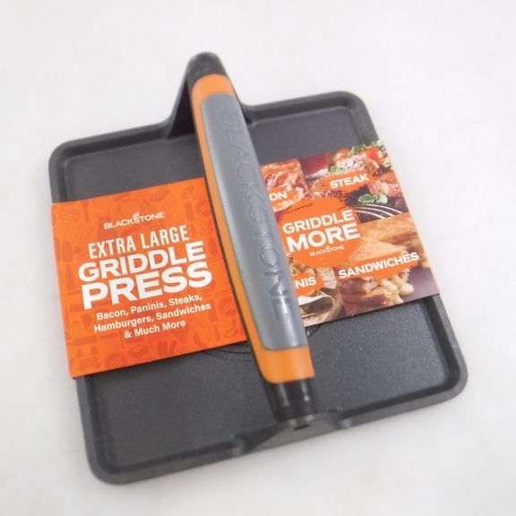 Blackstone Cast Iron Griddle Press with Signature Handle Dutch Goat