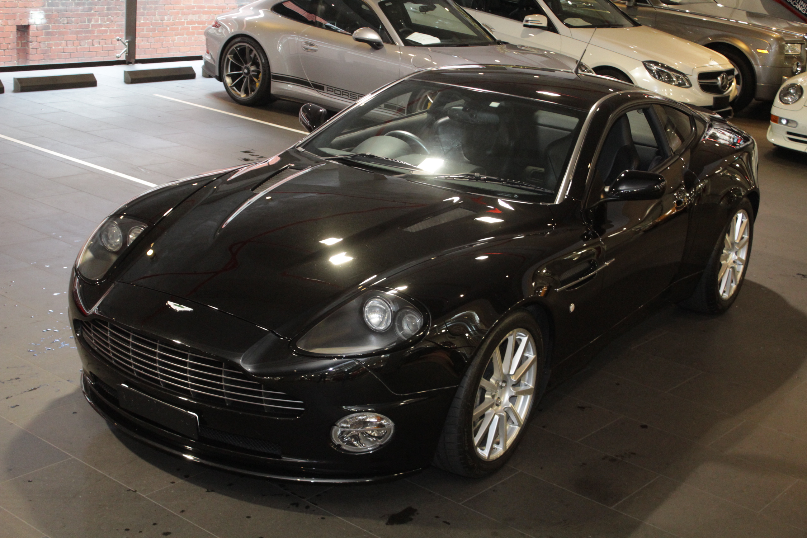 2007 Aston Martin Vanquish S Coupe 2dr Mac 6sp 6.0i [MY07]