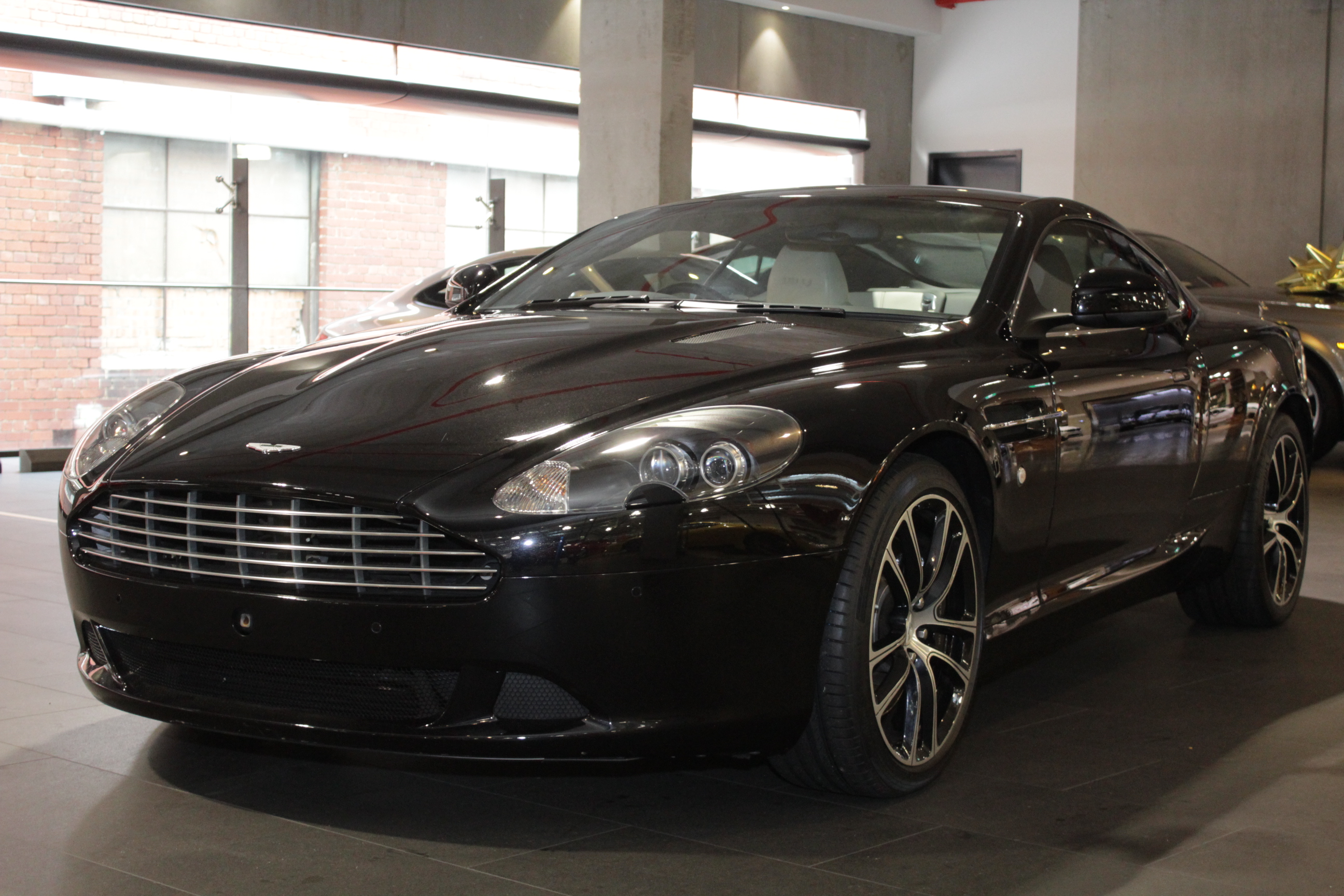 2012 Aston Martin DB9 Coupe 2dr SA 6sp 5.9i [MY13]