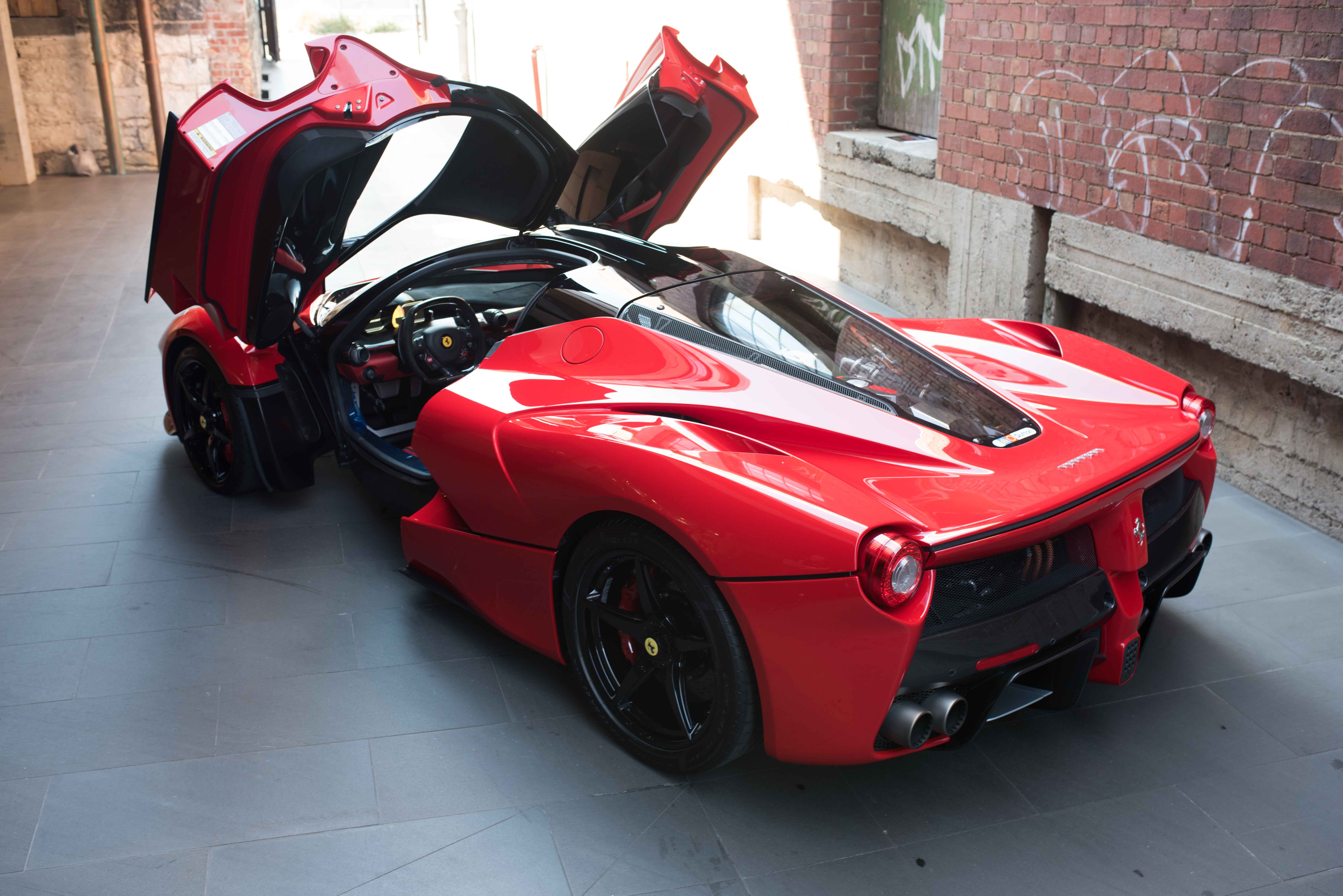 2014 Ferrari Laferrari Wallpapers HD