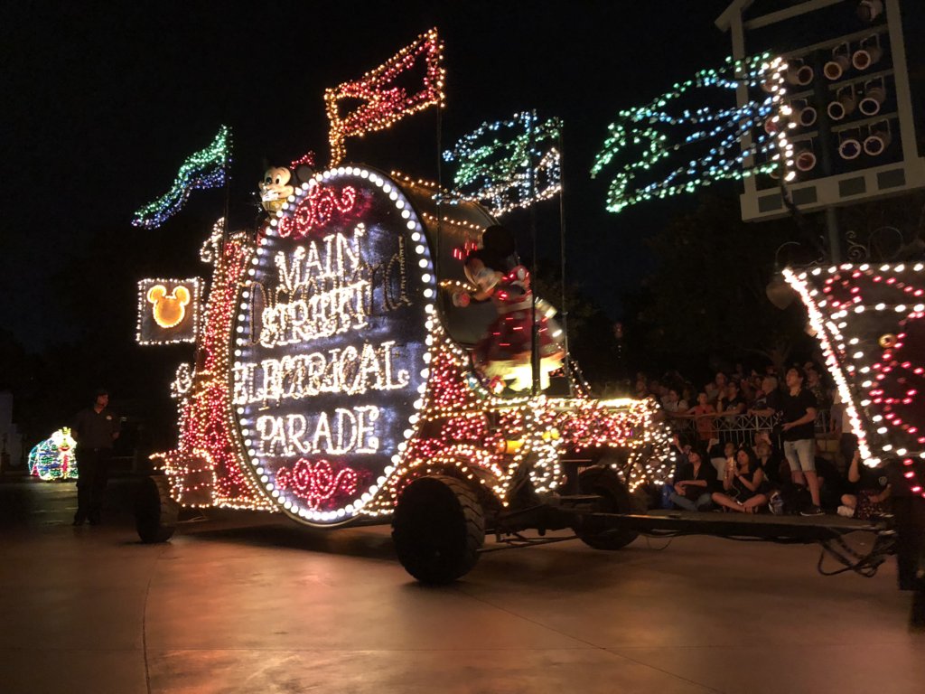 Live Stream Main Street Electrical Parade tonight 855 PT DVCinfo