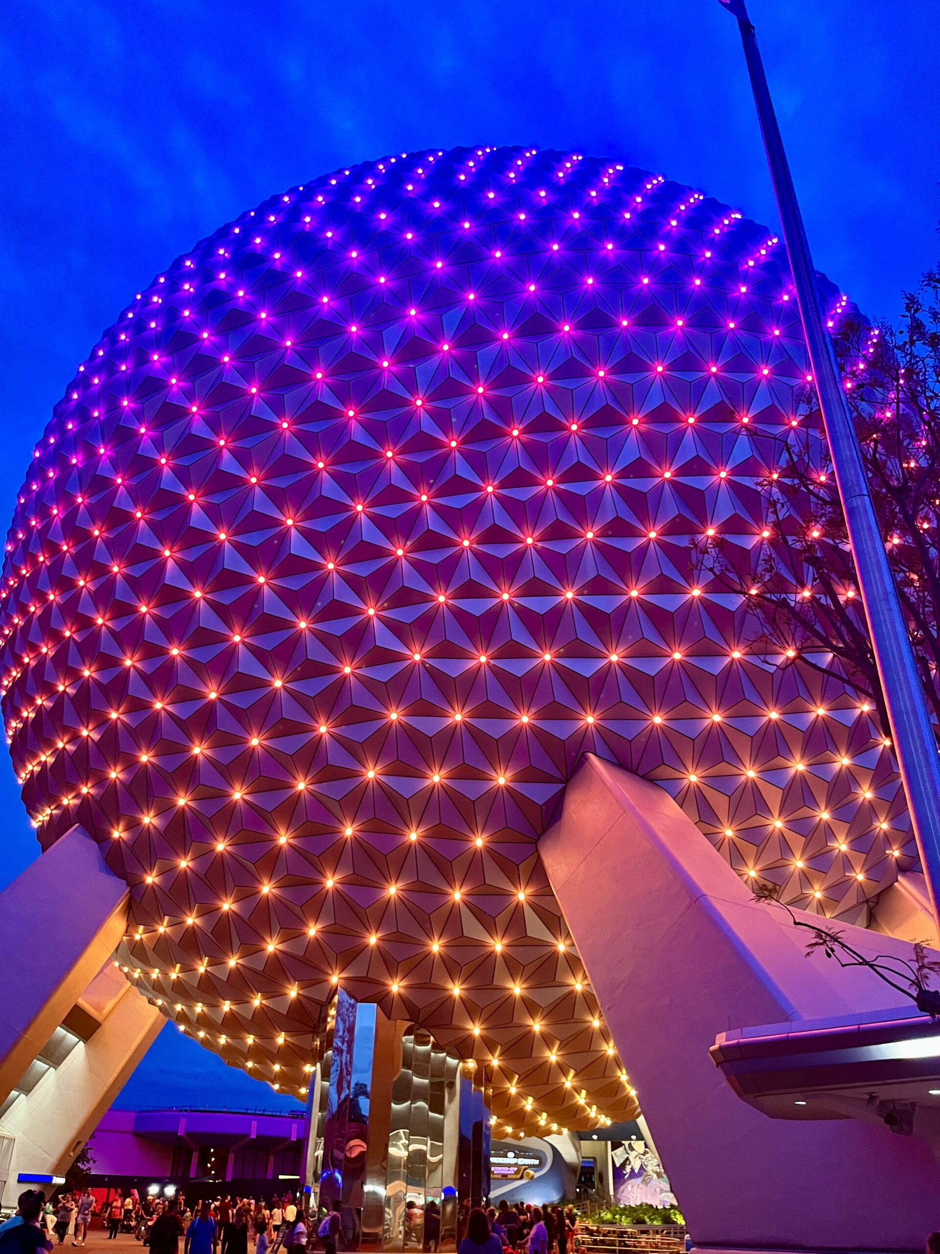 Tips for Extended Evening Theme Park Hours DVC Rental Store