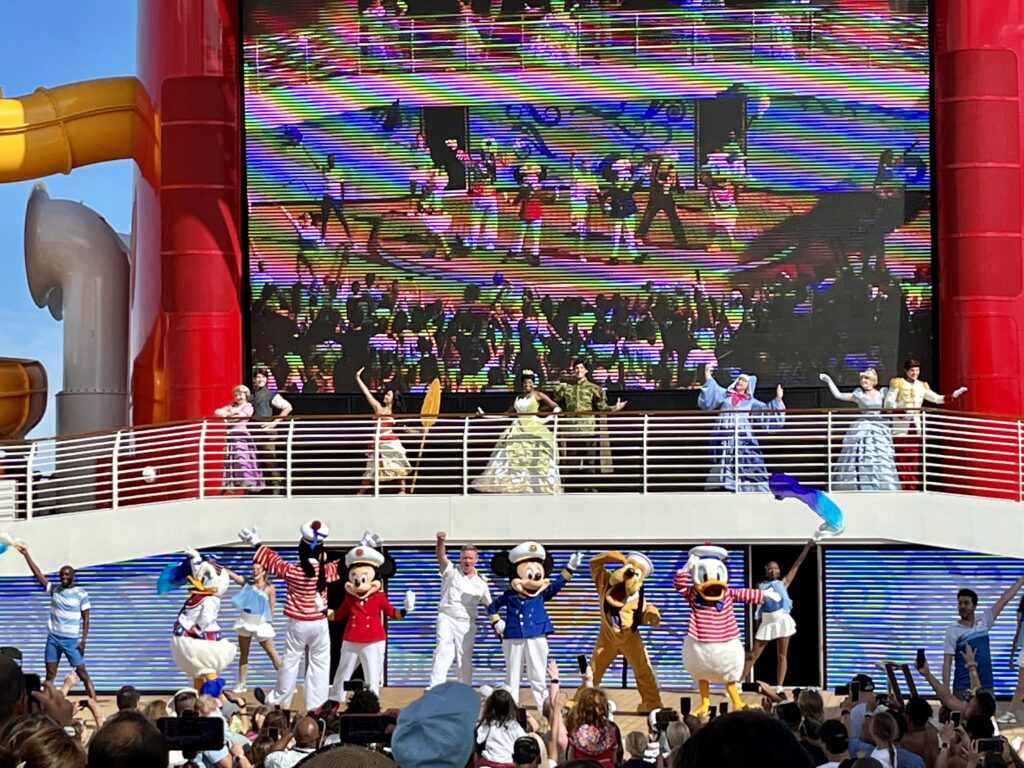 Book a Land and Sea Disney Vacation DVC Rental Store