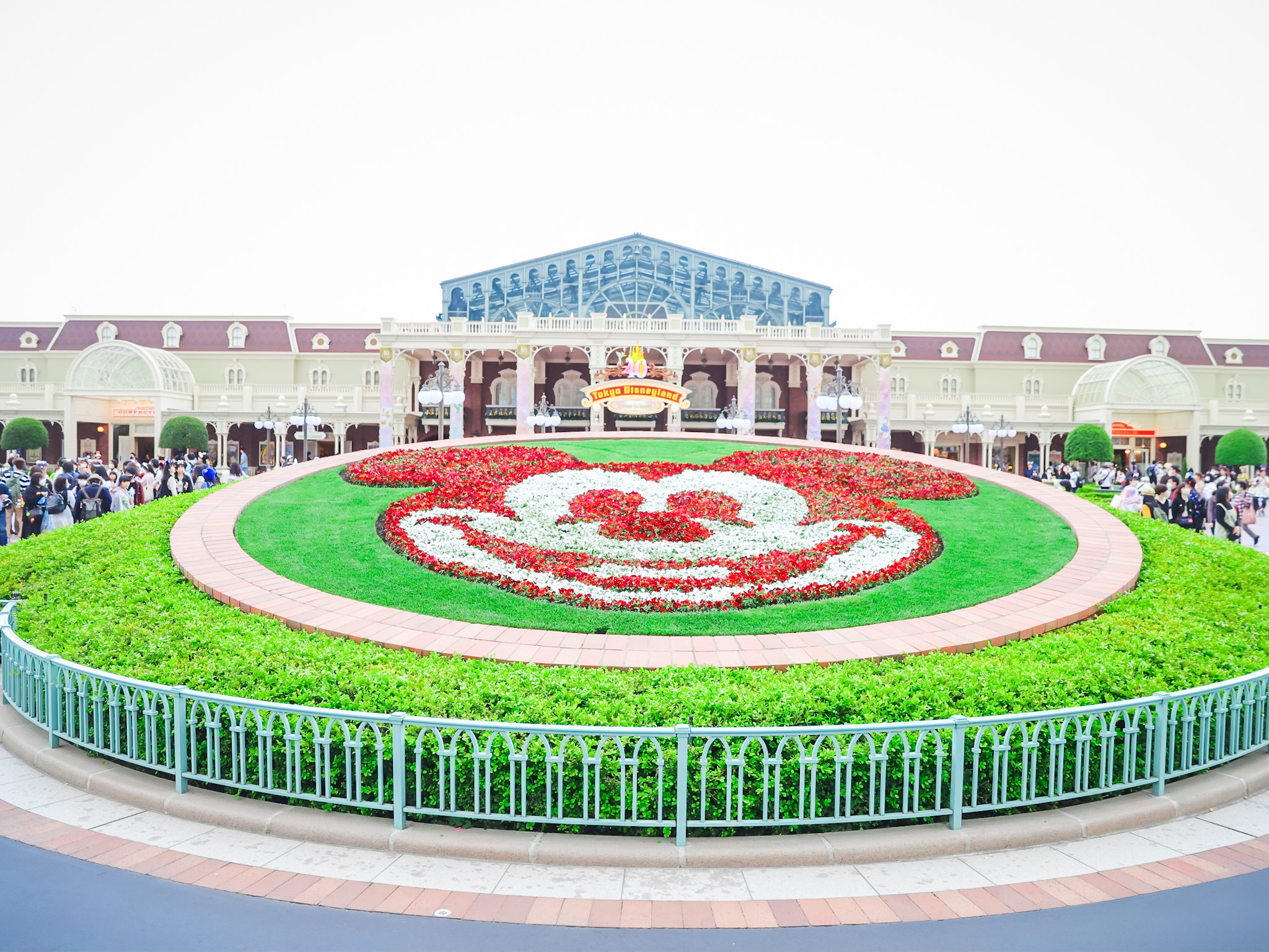 Tokyo Disneyland How Is It Different From Walt Disney World? DVC Shop