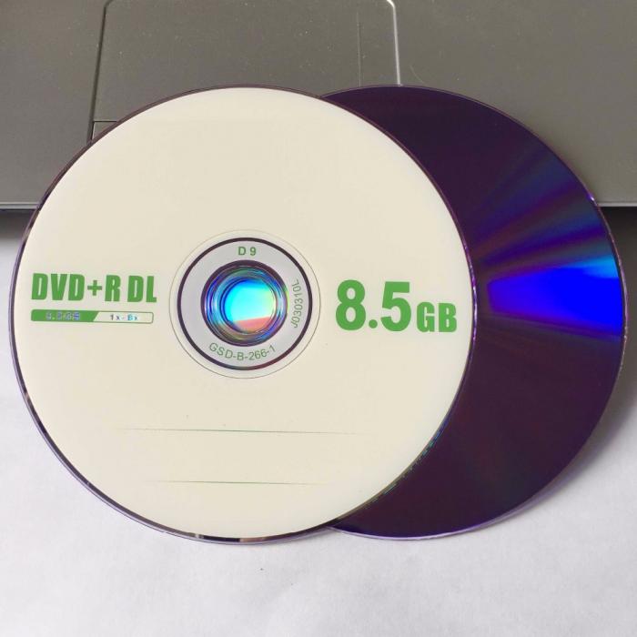 DVDRとDVD+R、DVDRとDVDRWの違いは何？種類ごとの使い分けやバックアップにおすすめのソフト