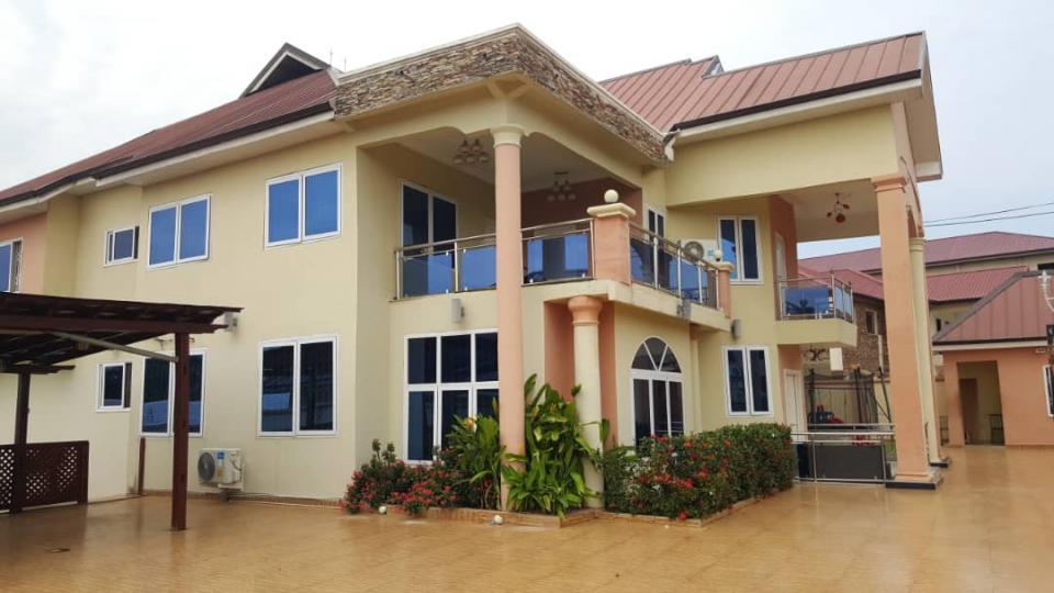 5 bedroom furnished house for sale at Koforidua 151345
