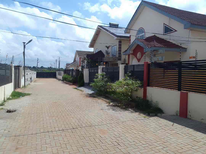 3 bedroom house for rent at East legon Ogbojo 231784