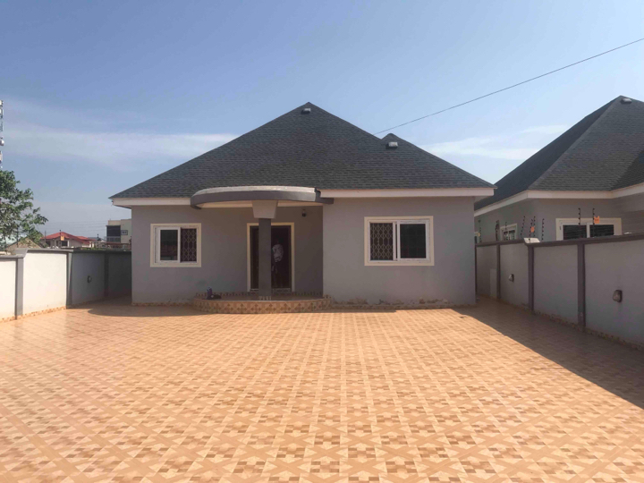 3 bedroom house for rent at East legon Adjiringanor 094665