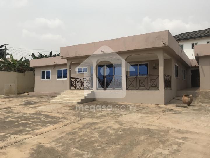 4 bedroom house for rent at Dzorwulu 067257