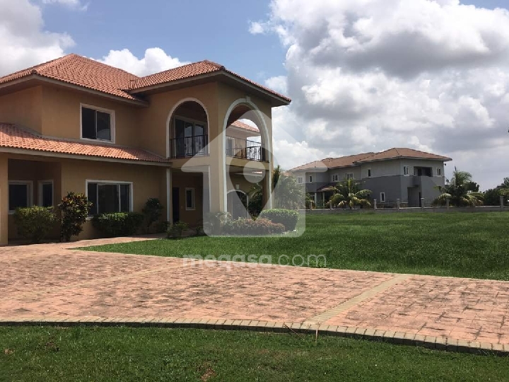 6 bedroom furnished house for sale at Trasacco 082187