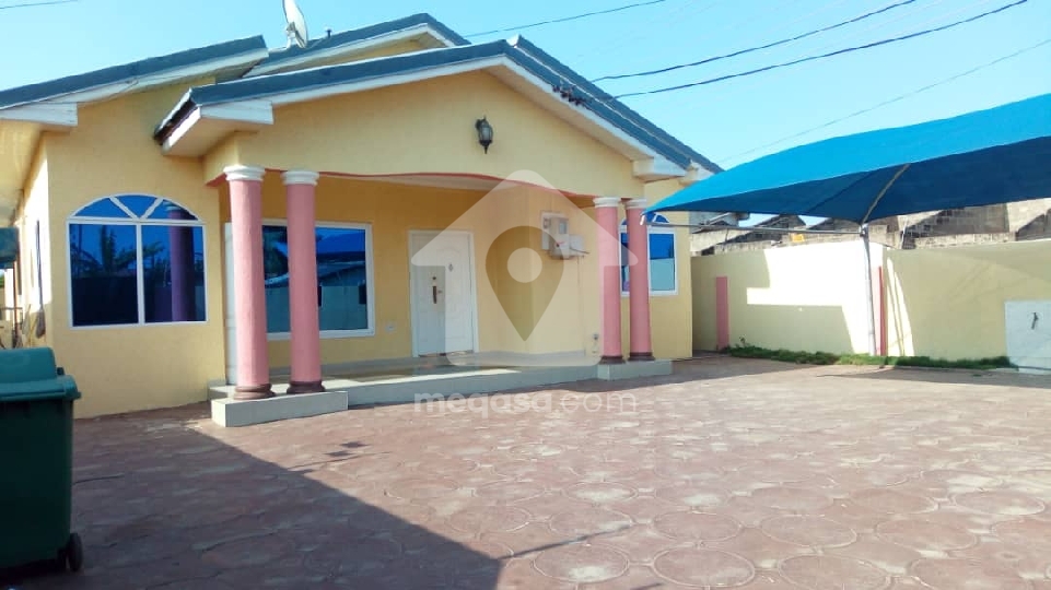 3 bedroom house for rent at Spintex Road 082762