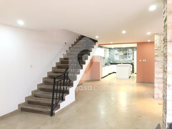 4 bedroom house for rent in School Junction 096061