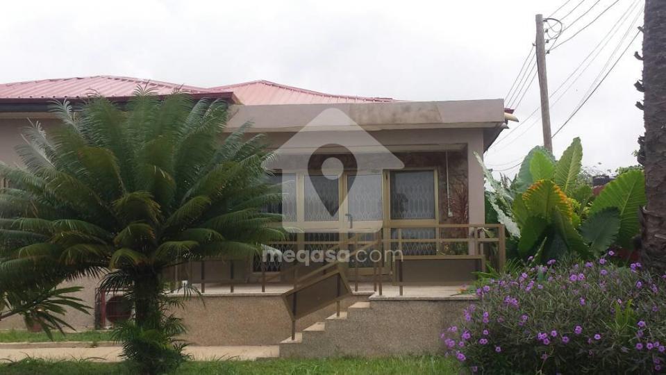 3 bedroom house for rent in Osu,Accra,Ghana 103112