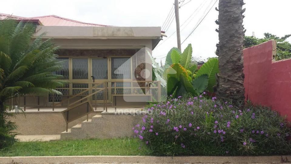 3 bedroom house for rent in Osu,Accra,Ghana 103112