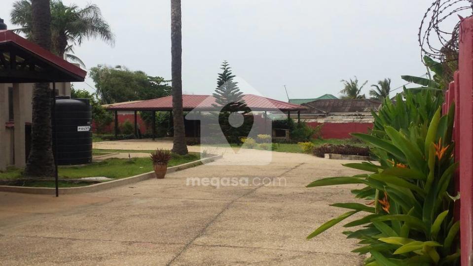 3 bedroom house for rent in Osu,Accra,Ghana 103112