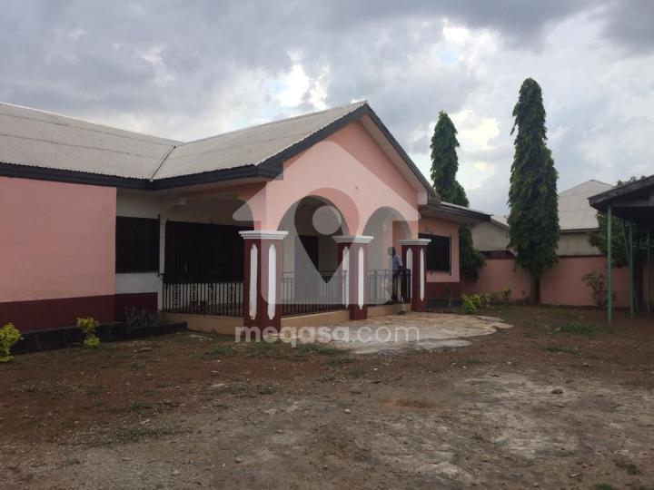 3 bedroom house for rent at Tamale 105896