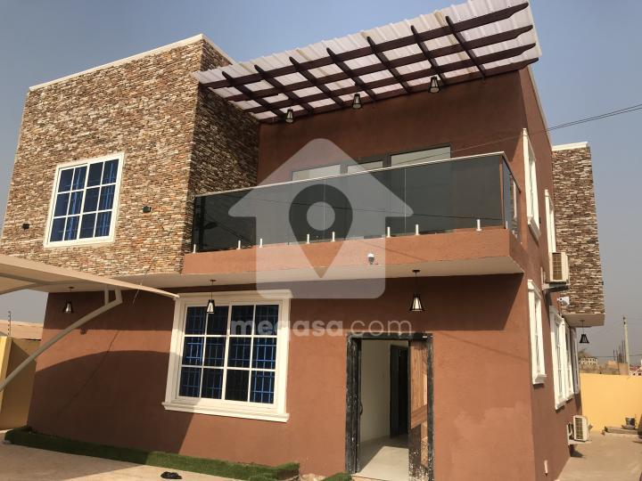 4 bedroom house for sale at Lakeside estate 111200