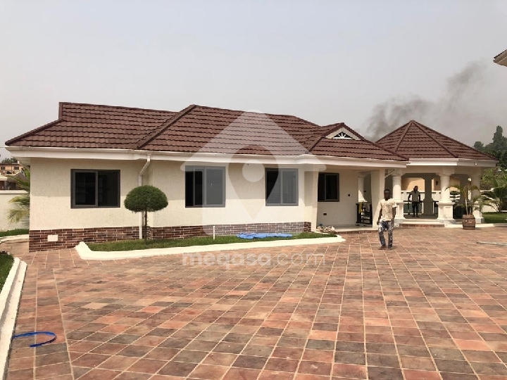 7 bedroom house for sale at Kumasi 119831