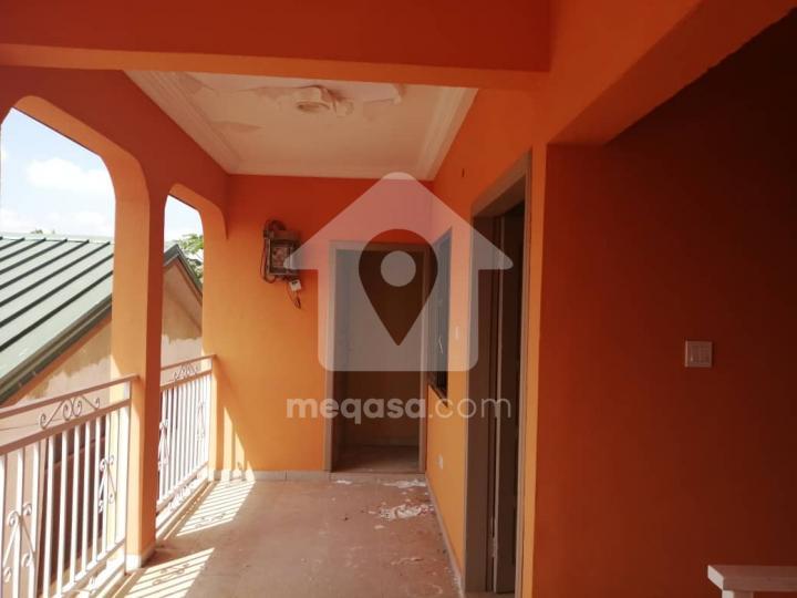2 bedroom apartment for rent at Madina 120850
