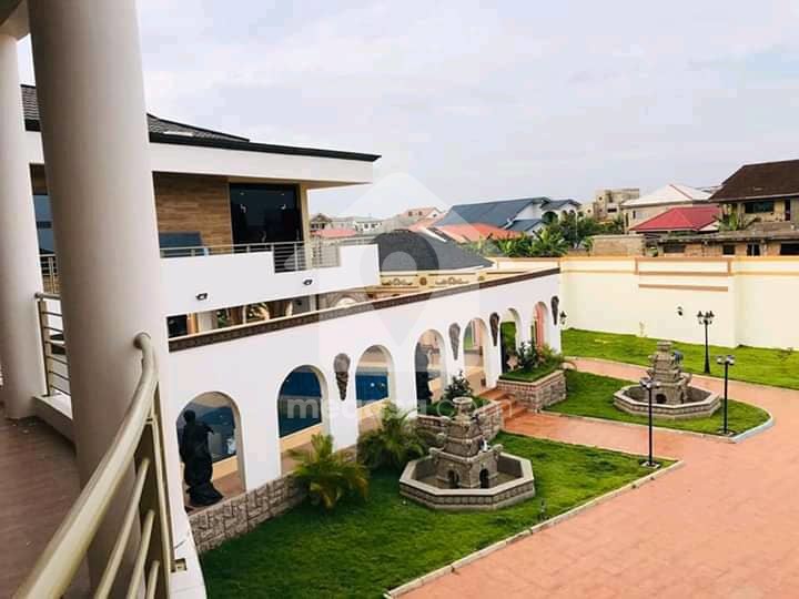 5 bedroom house for sale at West Trasacco 141702