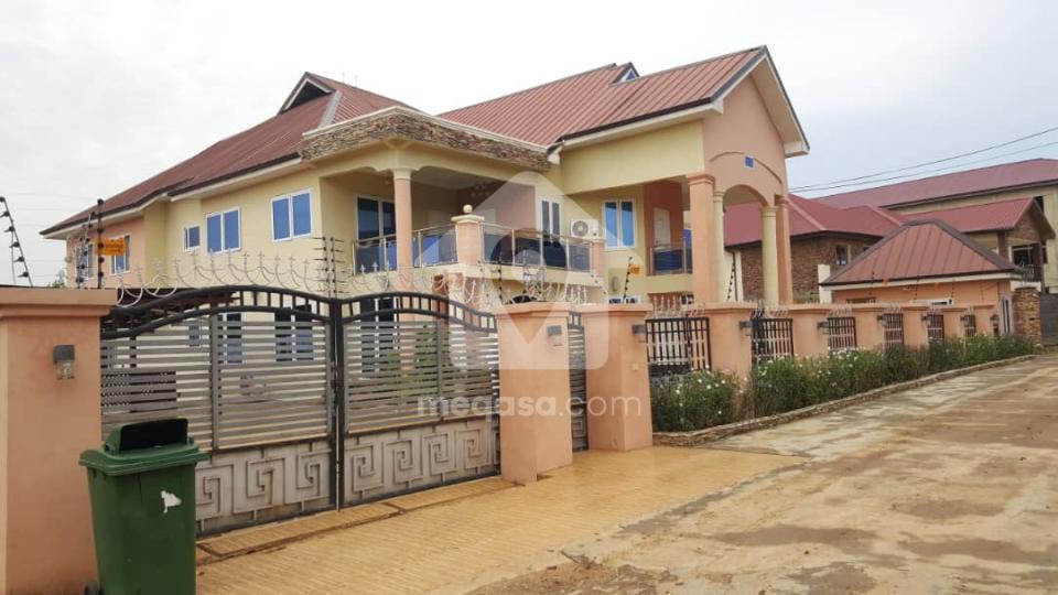 5 bedroom furnished house for sale at Koforidua 151345