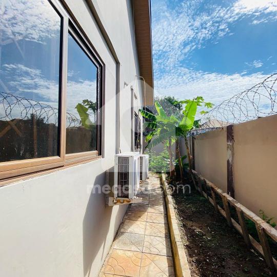 3 bedroom house for sale in West Trasacco 182467