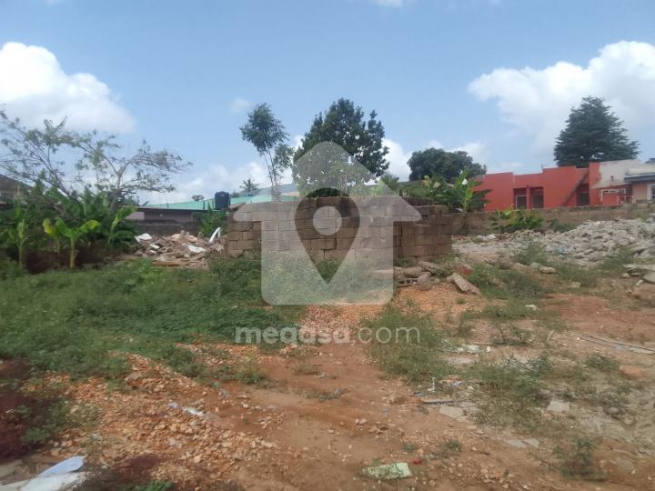Land for sale in Tema 260400