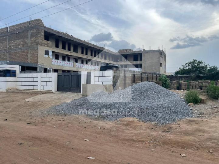 Land for sale in Medie 340163