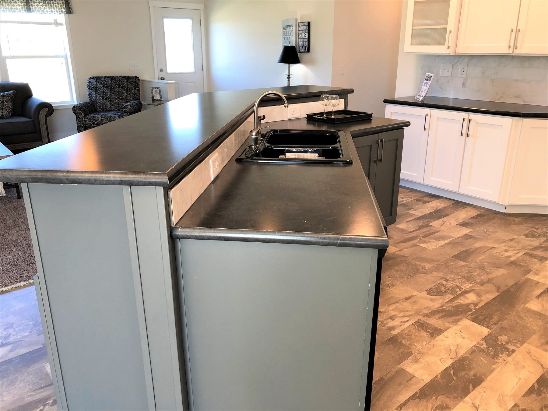 Commodore Mulberry II RX 838 Jackson Kitchen 5 D&W Homes