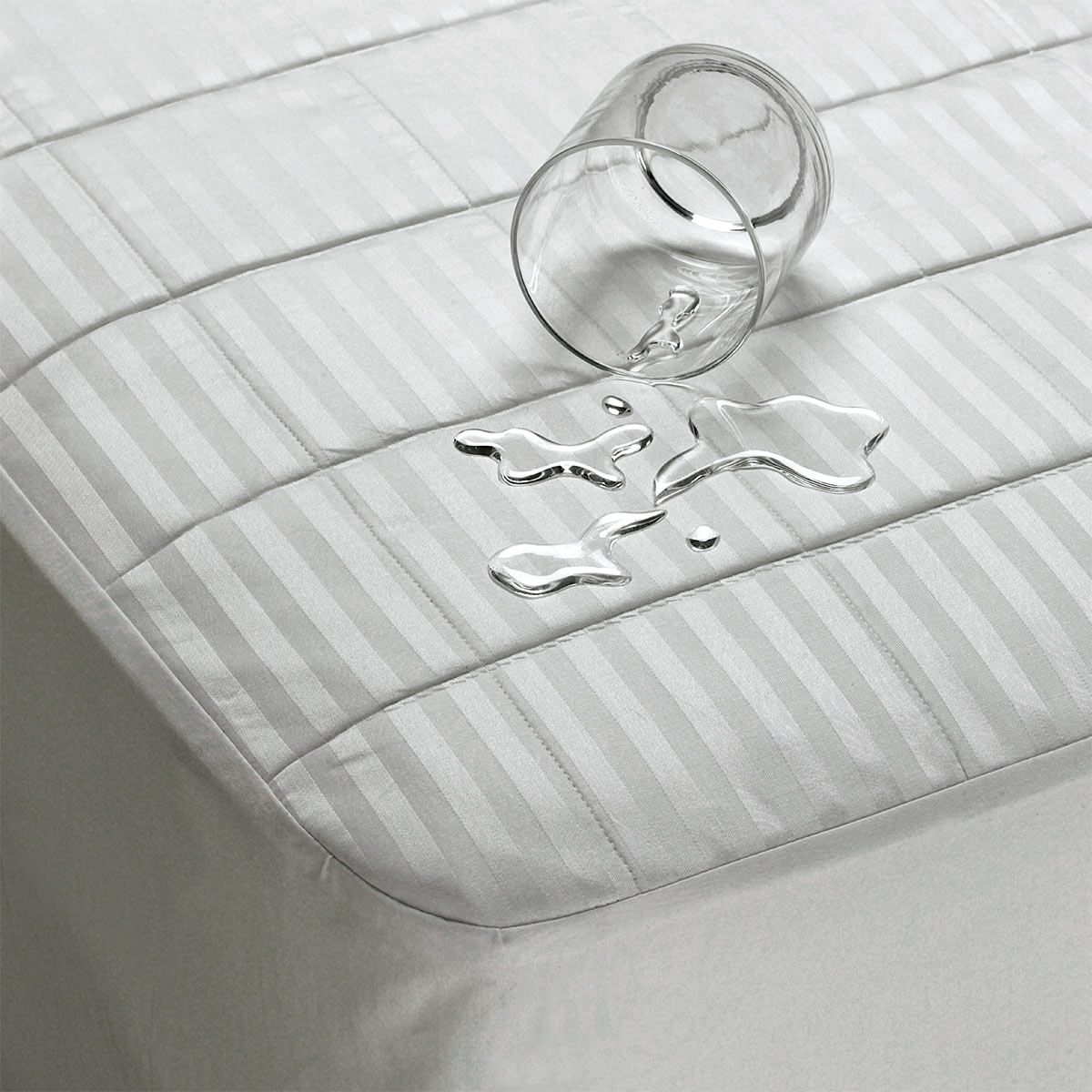 Waterproof & Washable Mattress Pad Luxury Bedding Italian Bed Linens Schweitzer Linen