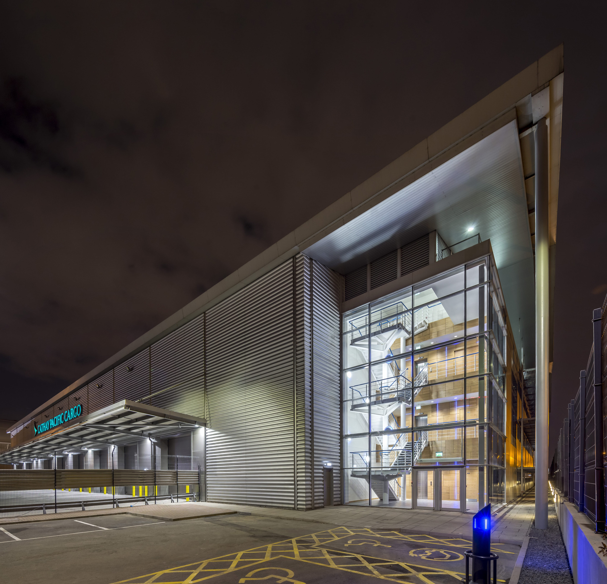 Cathay Pacific Cargo Terminal, Heathrow Airport DWD