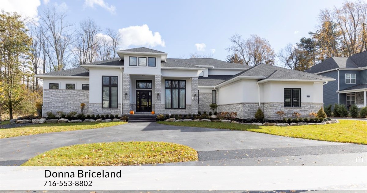 41 Brice Landing Ct, East Amherst, NY 14051