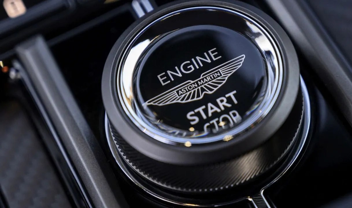 Aston Martin Repair Service Center in Dubai , Al Quoz