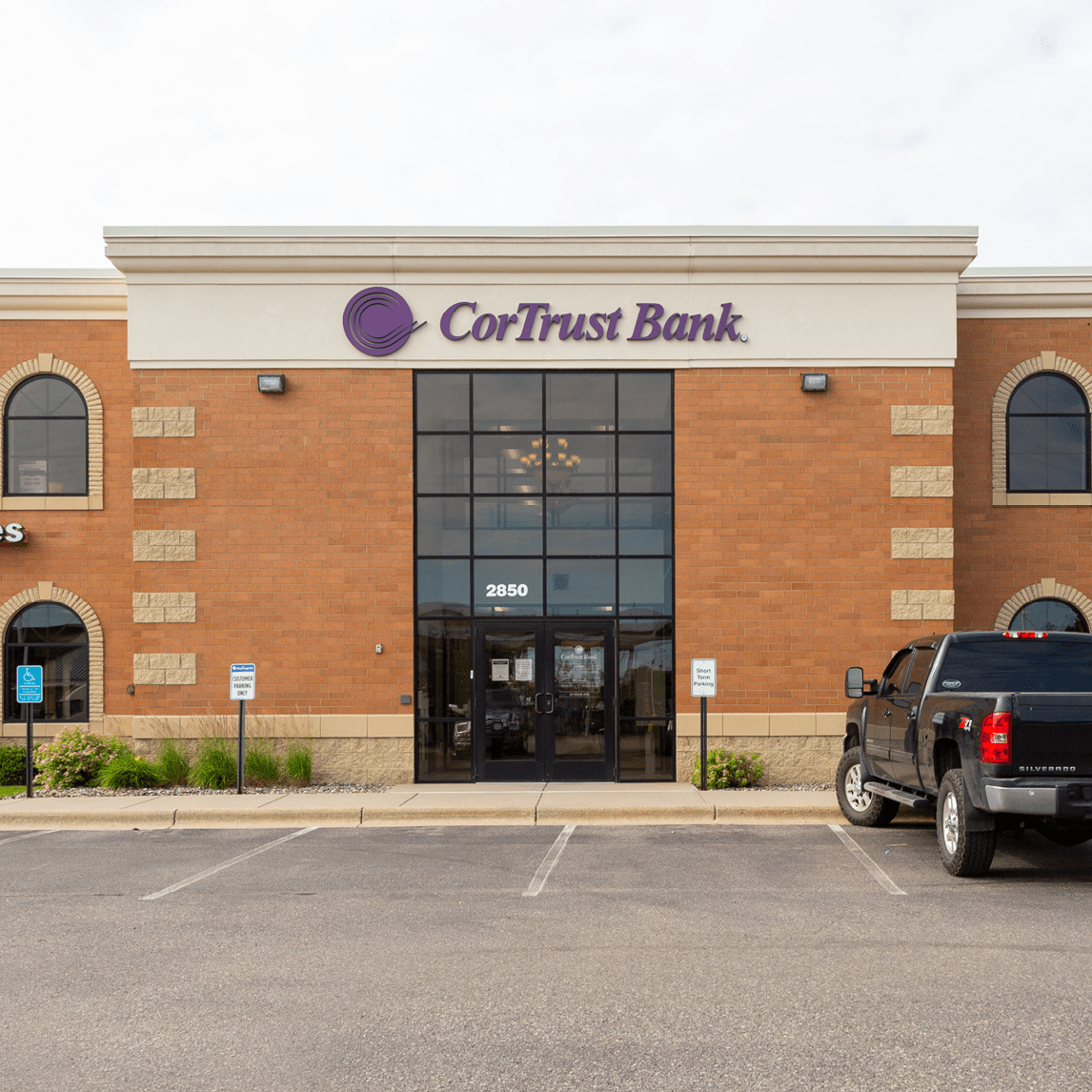 2850 Cutters Grove Avenue CorTrust Bank