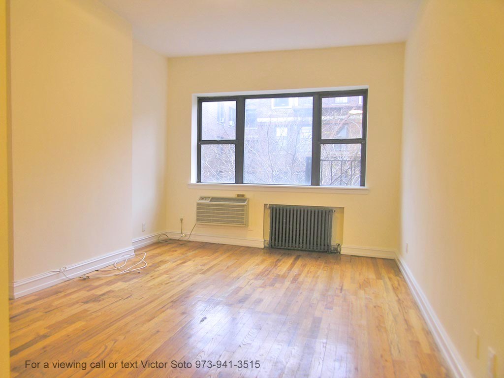 What's the cheapest rental available in Yorkville, right now?