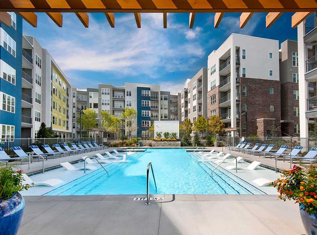 AMLI Piedmont Heights, Atlanta (see pics & AVAIL)