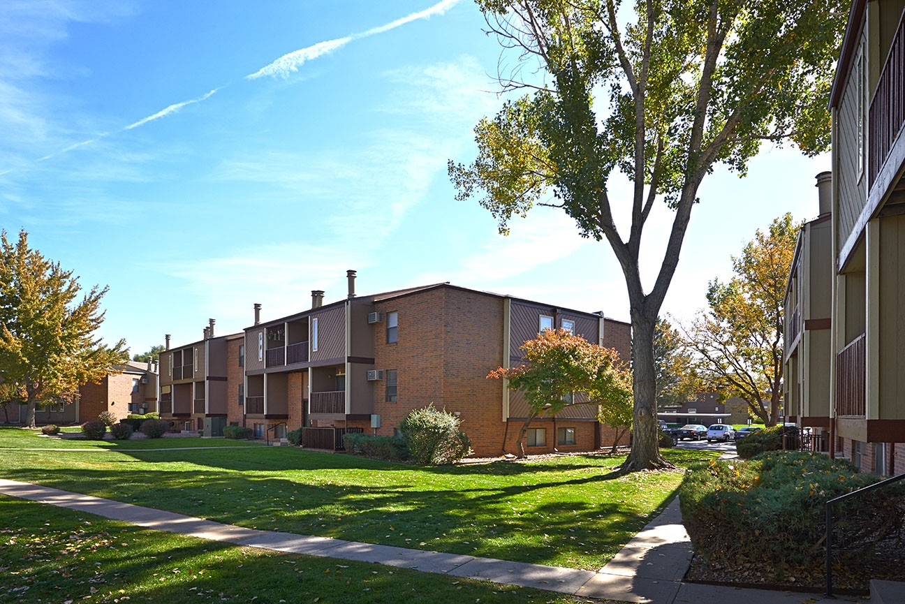 Advenir At Cherry Creek South, Denver (see pics & AVAIL)