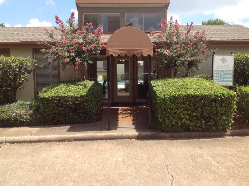 Ambiance Townhomes, Houston (see pics & AVAIL)